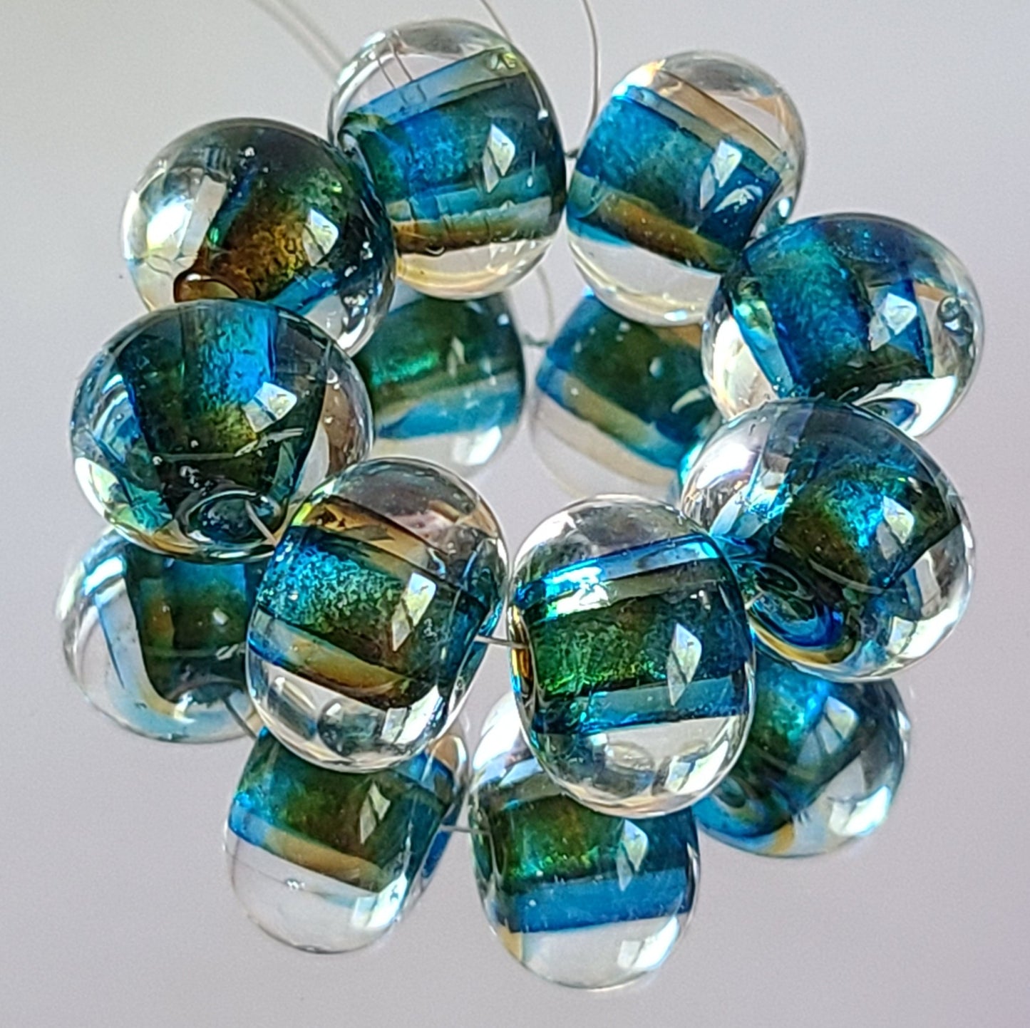 Brown Eyes Blue Round Beads